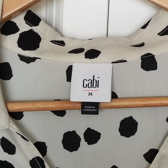 EUC CAbi Seismic Top Size Medium - Picture 4 of 6